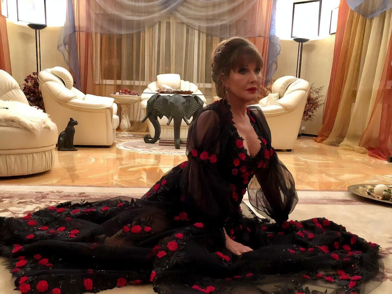 Навесні 2021 року Проклова заявила, що в 15 років стала об'єктом сексуальних домагань із боку знаменитого актора