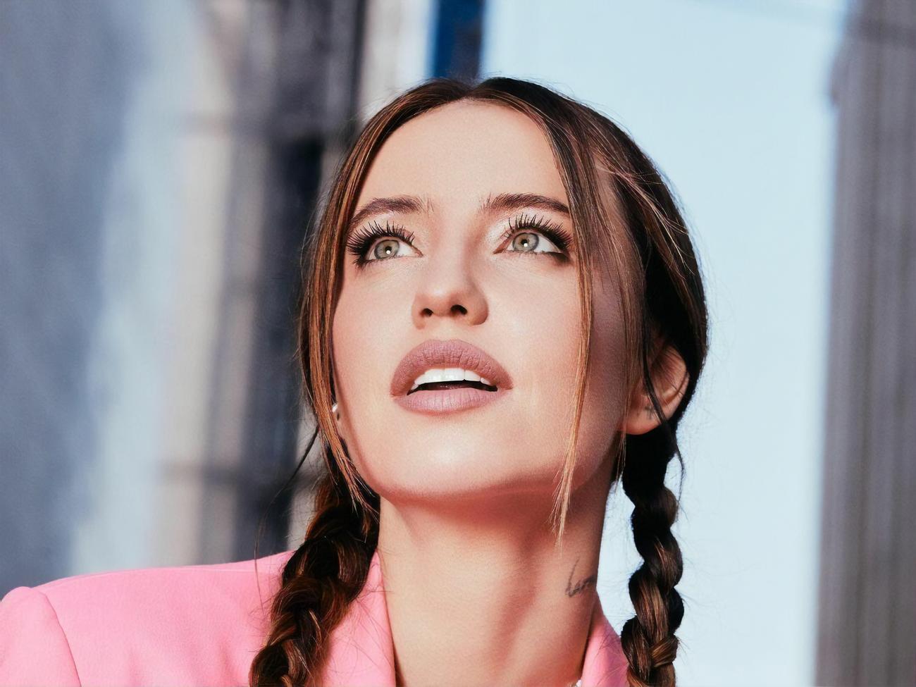 Дорофеева озадачила фанов свежим фото