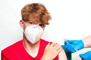 Прививать детей будут только, если они или их родители относятся к уязвимым группам