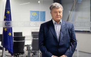 По информации Сюмар, операцию по уничтожению Гиви в 2017 году одобрил Порошенко (на фото)