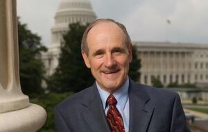 Ни один член Конгресса США не поддерживает достройку "Северного потока – 2", отметил Риш