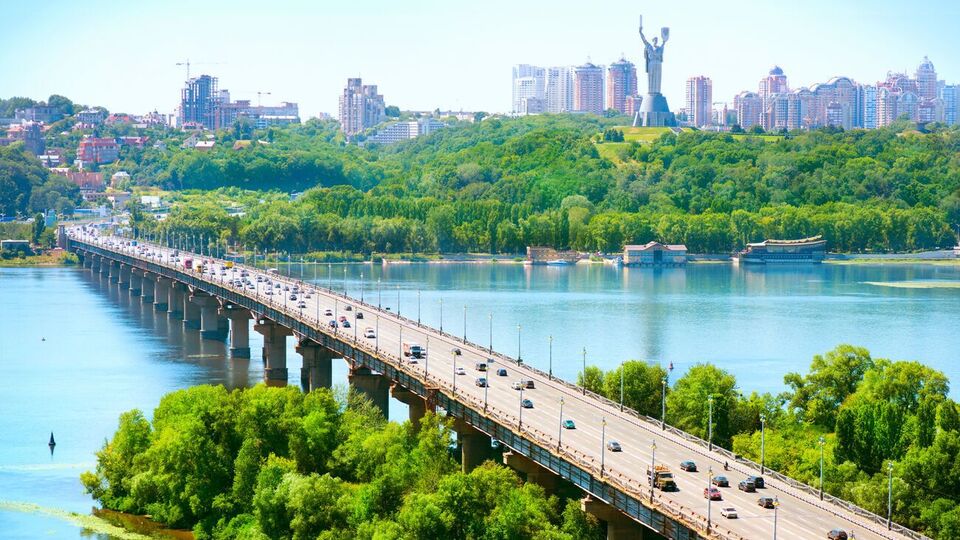 Комунальники проводили гідравлічні випробування тепломагістралі