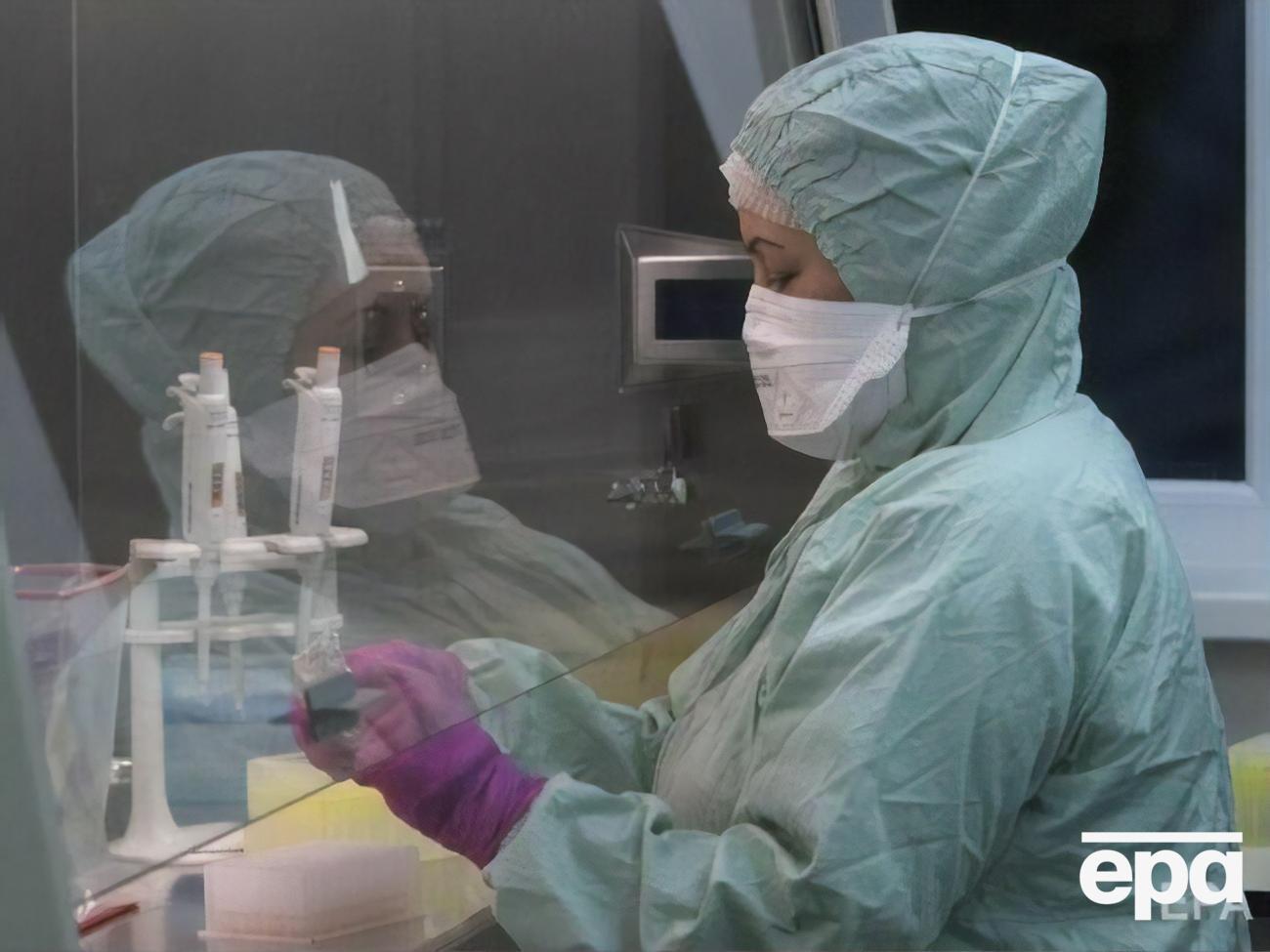 В Україні випадків COVID-19 майже втричі менше, ніж у Росії