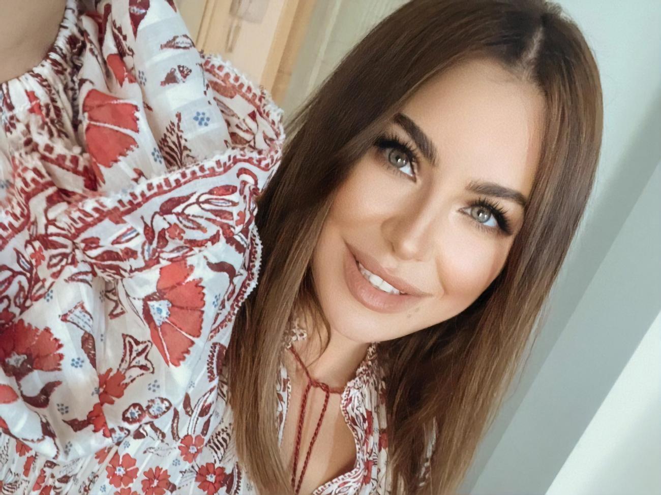 Ані Лорак: Мої любі, я з нетерпінням рахувала дні та чекала зустрічі з вами. Але, на жаль,&nbsp;час диктує свої правила, які ми змушені приймати