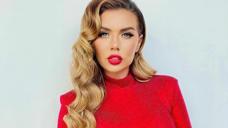 Седокова: Женщина, как ты