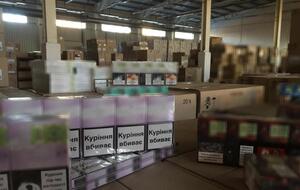 C начала года сотрудники ГФС изъяли около 18 млн пачек табачных изделий