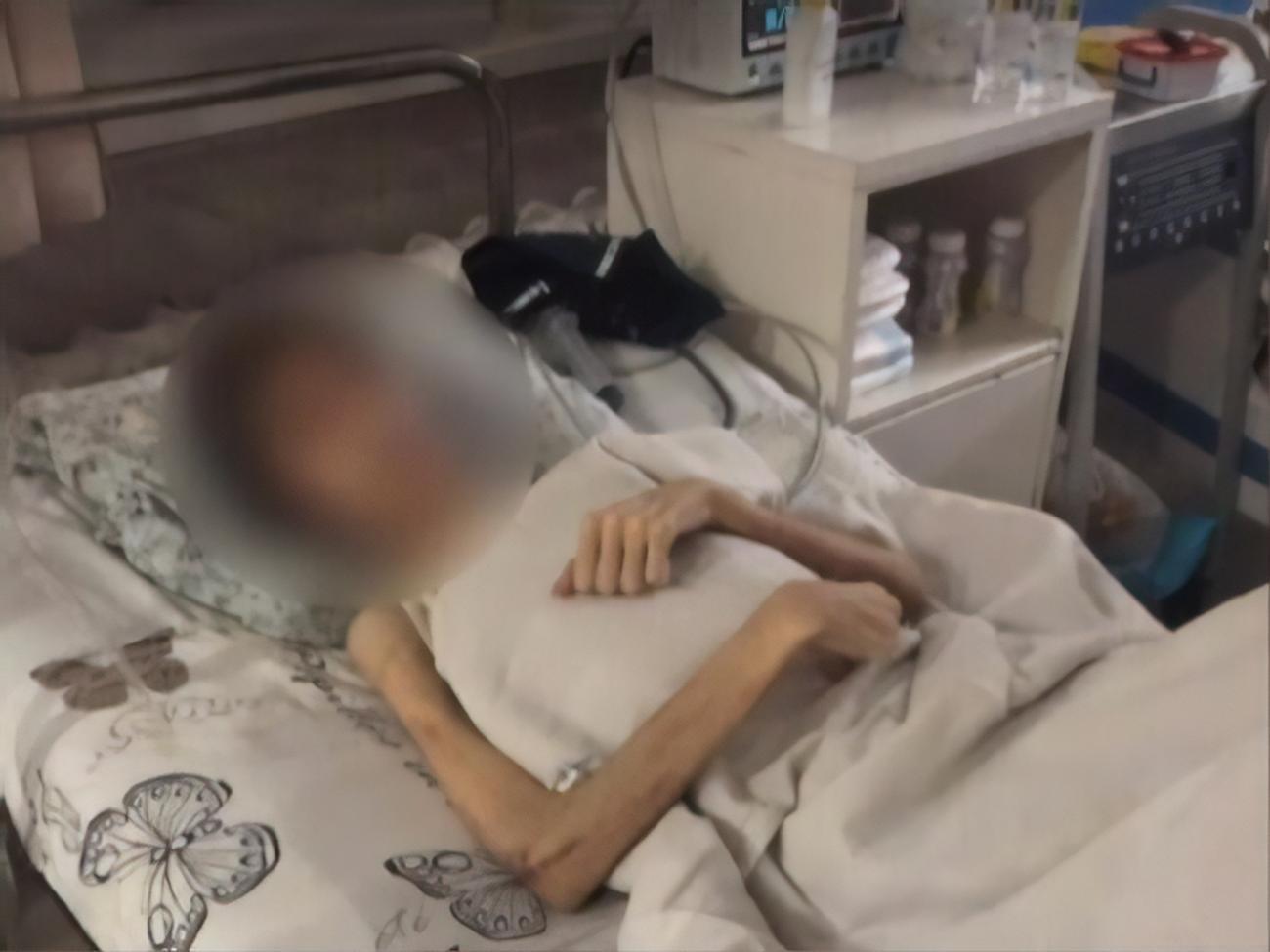 Мальчик попал к медикам, когда не мог пить воду