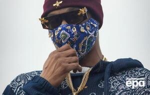 Snoop Dogg вел стрим, не обращая внимания на сообщения