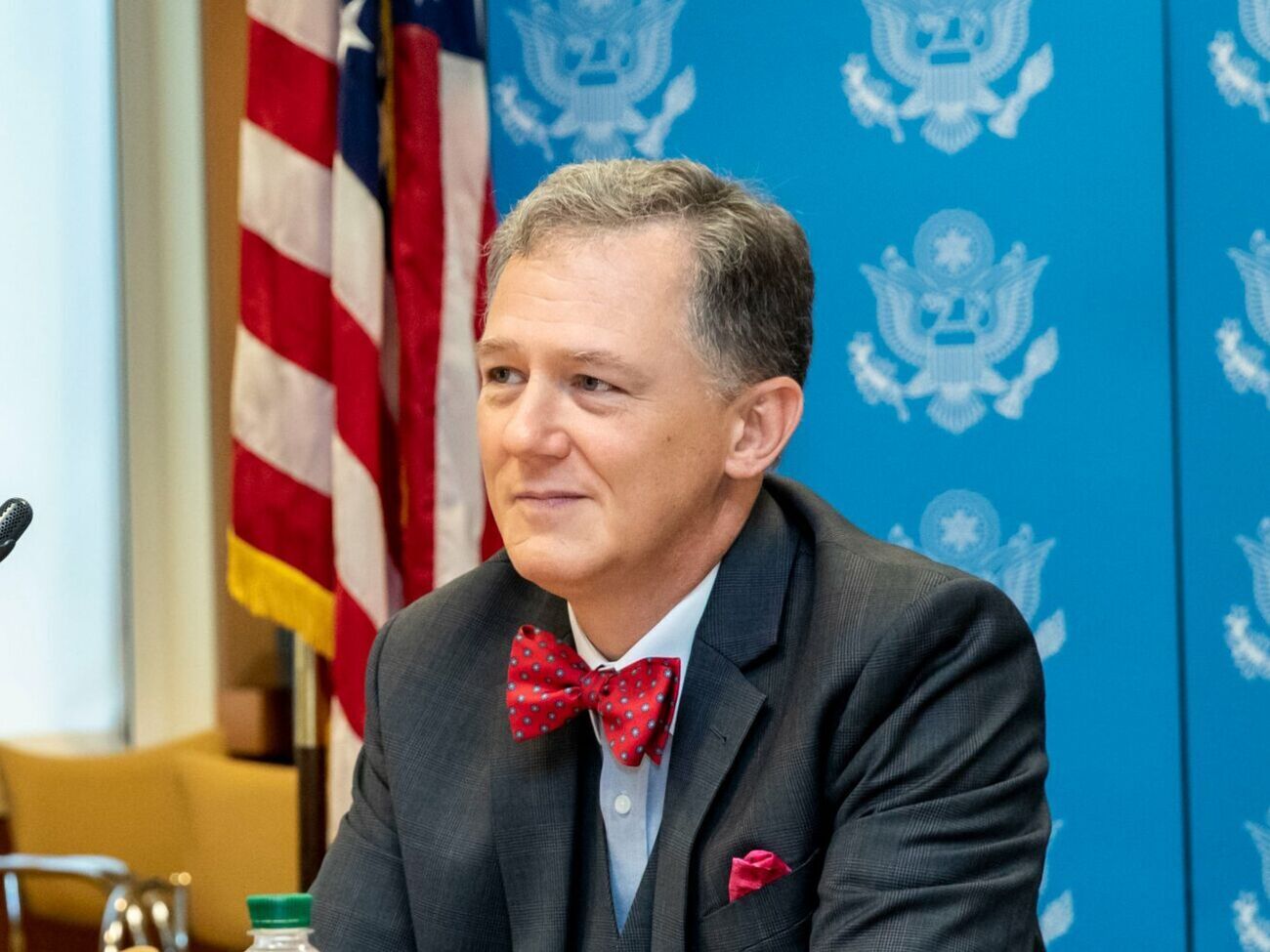 Кент: Первая волна назначений послов будет включать Украину