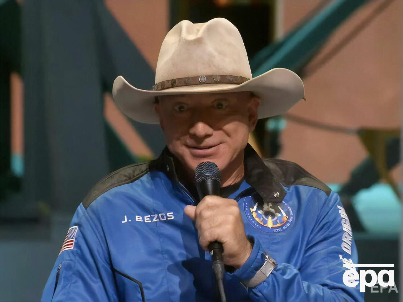 Безос летал в космос 20 июля