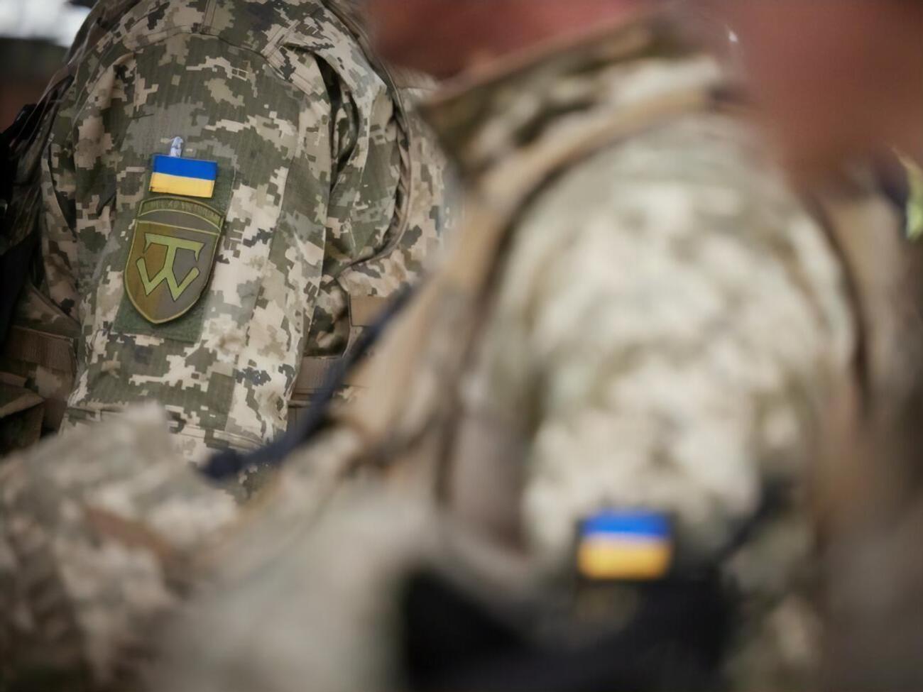 Раненого воина доставили в госпиталь