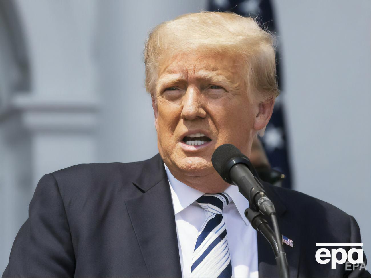 Трамп заявив, що Меркель, виступаючи на підтримку будівництва газопроводу, "робила це для Німеччини"