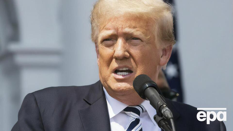 Трамп заявил, что Меркель, выступая в поддержку строительства газопровода, "делала это для Германии"