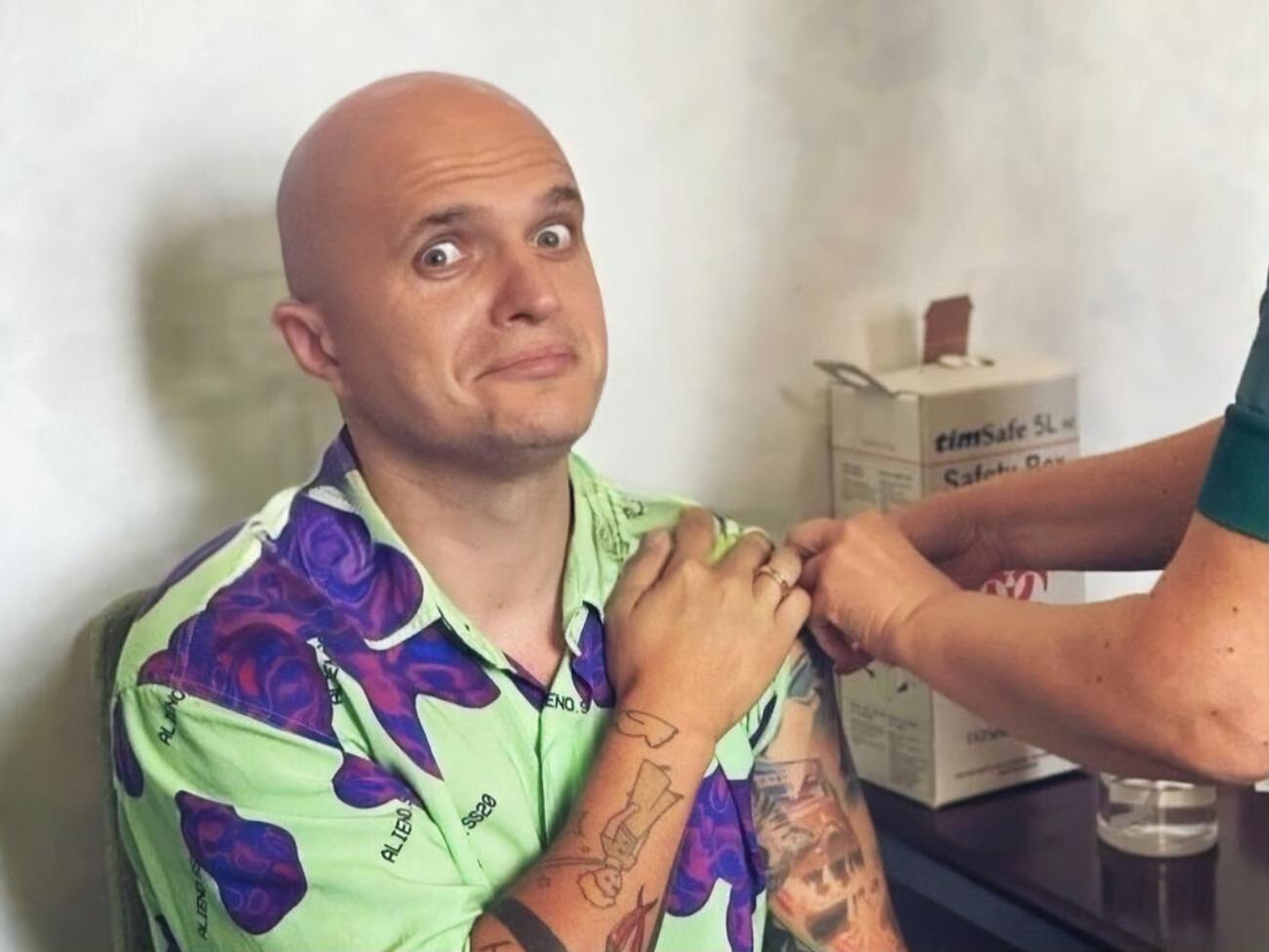 Анатолий Анатолич:&nbsp;20 минут после вакцинации. Полет нормальный