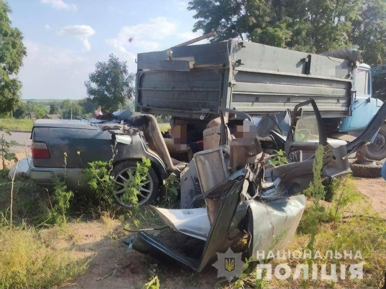 В результате ДТП погибли отец и сын