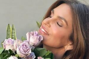 За кілька годин знімок Кроуфорд набрав більше ніж 65 тис. лайків