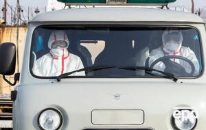 Третью дозу собираются колоть препаратом от Pfizer