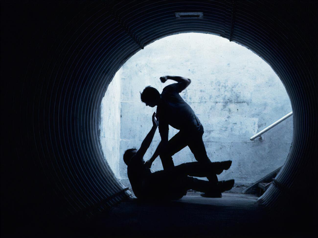 На депутата напали трое мужчин