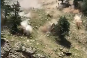 Ще мінімум двоє людей дістали поранення