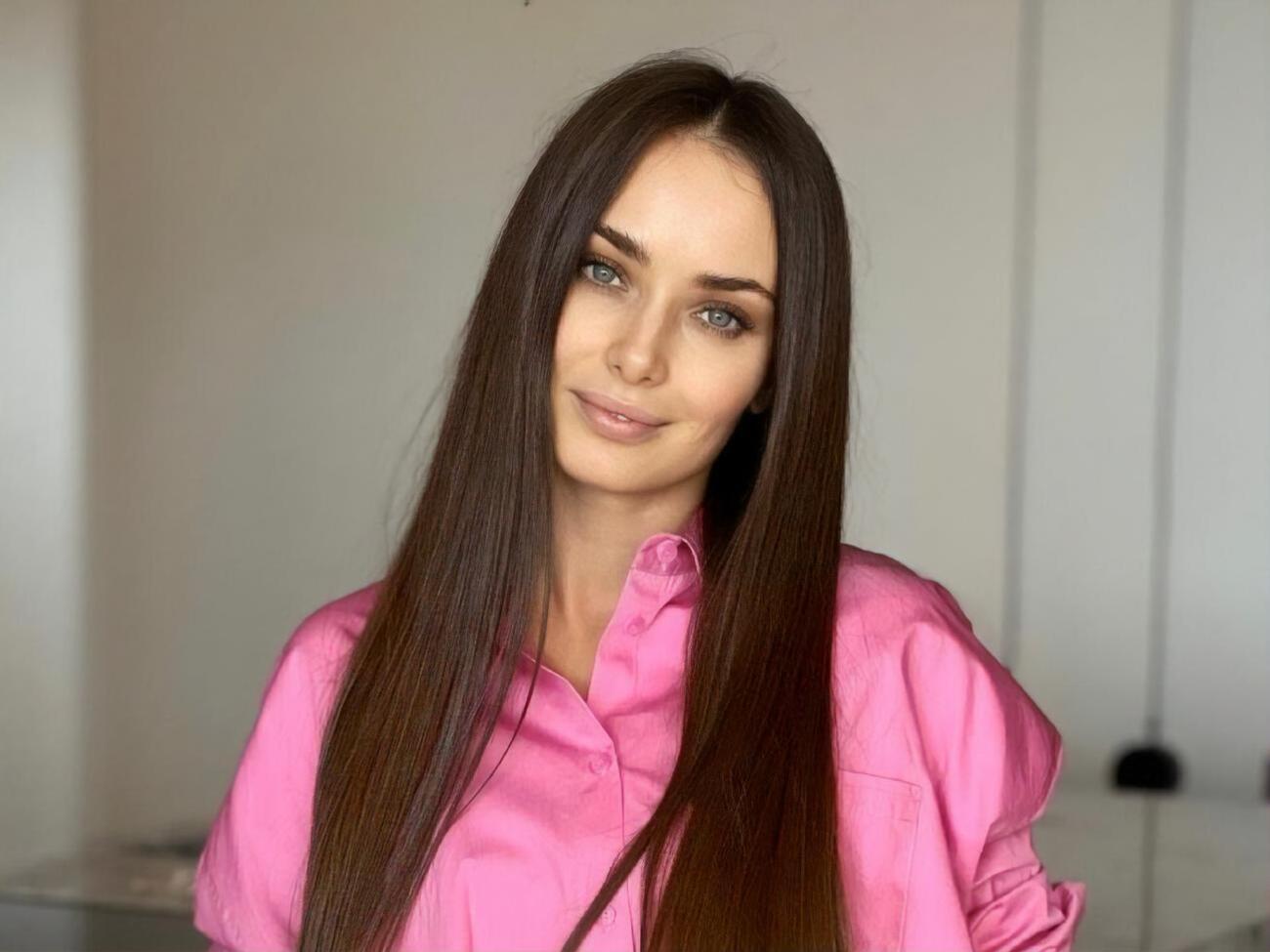 Последние несколько дней Мишина усиленно практикует разговорный украинский