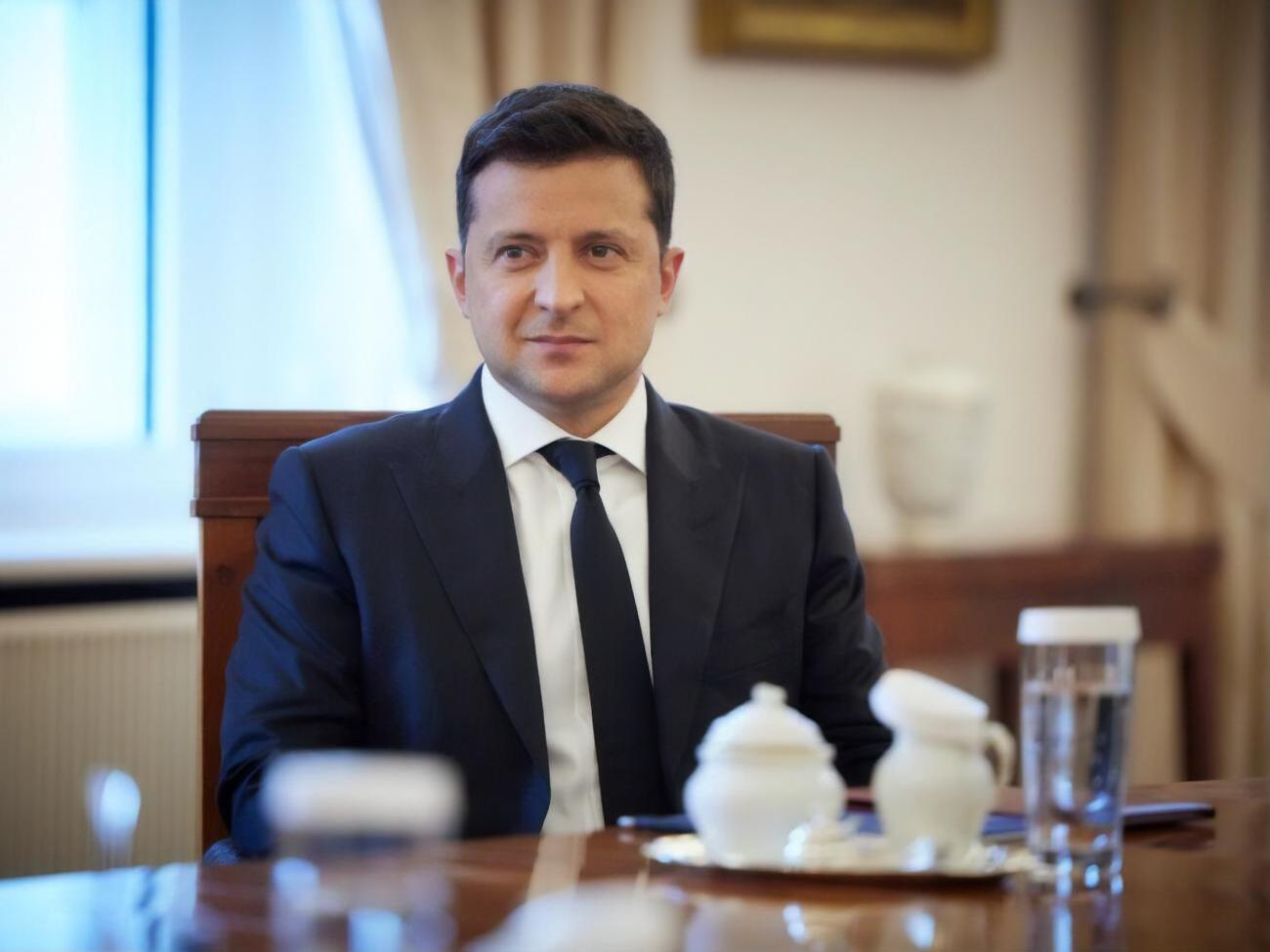 Зеленский возглавляет рейтинг доверия украинцев
