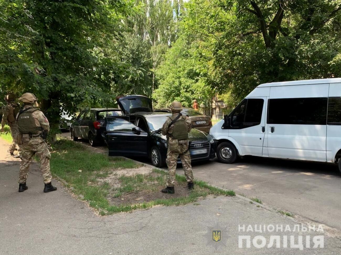 Викриту злочинну групу в поліції називають "унікальною за рівнем підготовки, майстерності конспірації та характером скоєння злочинів"