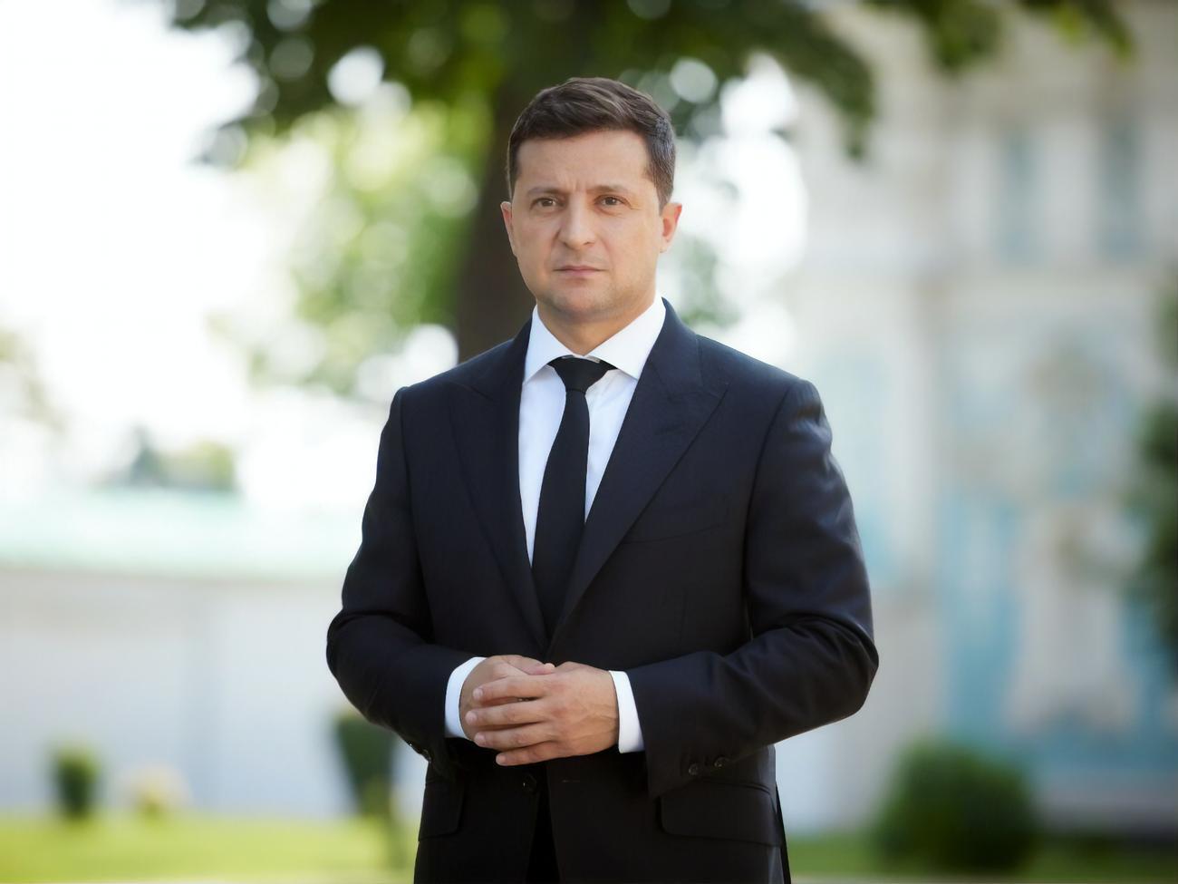 Зеленський: Двоюрідним племінникам і дуже далеким родичам не потрібно зазіхати на спадщину Київської Русі