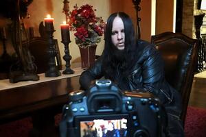 У Джордисона несколько лет назад диагностировали рассеянный склероз