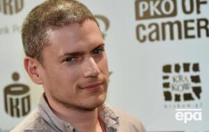 В 2013 году Миллер совершил каминг-аут