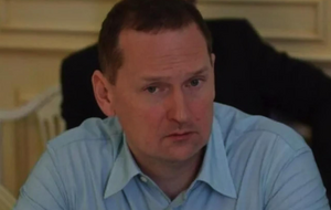 Дмитрий Рахматуллин: Парковку во дворах необходимо упорядочивать так же, как город делает это на подъездах к больницам или возле учебных заведений