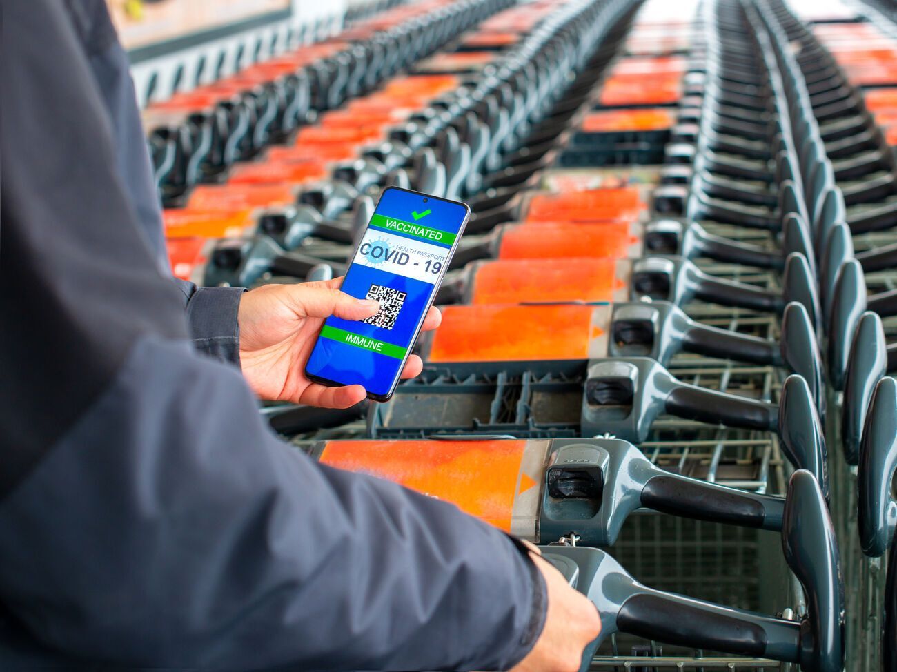 Кабмин утвердил порядок формирования и использования COVID-сертификата в Украине 29 июня