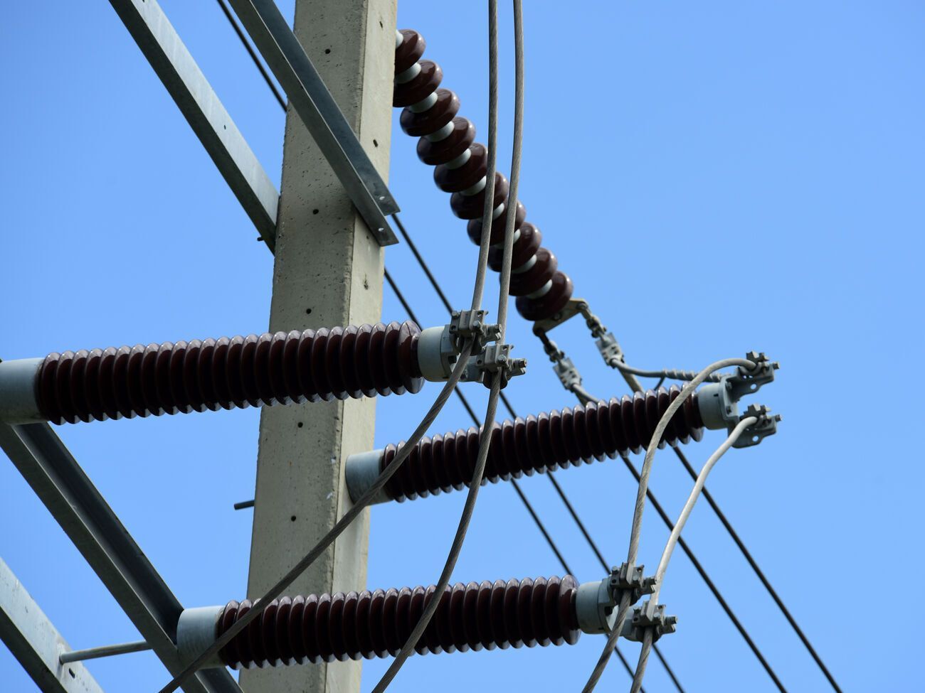 В мае цена на оптовом рынке электроэнергии опускалась до 43&ndash;44 коп./кВт-час, в начале июля она упала еще ниже