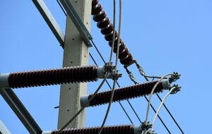 В мае цена на оптовом рынке электроэнергии опускалась до 43–44 коп./кВт-час, в начале июля она упала еще ниже