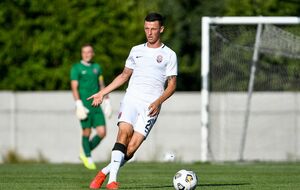 В июне истек срок действия контракта Иванисени с луганской "Зарей"