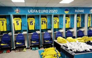 Украинцы выйдут на поле менее чем через час