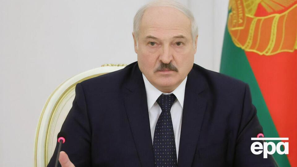 Лукашенко говорив, що Мінськ і Москва обговорюють відкриття авіарейсів із Білорусі до Криму