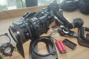 Журналистам повредили технику