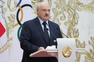 Лукашенко: Чому ми часом у спорті не виграємо? Неголодні