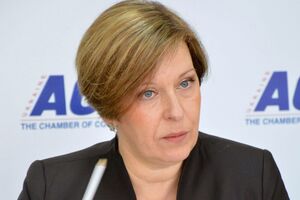 Ксенія Ляпіна: Вантажоперевізники весь час наголошують, що має бути прозоре тарифоутворення. Чітко зрозуміло, який це тариф, що він включає і як це обраховується