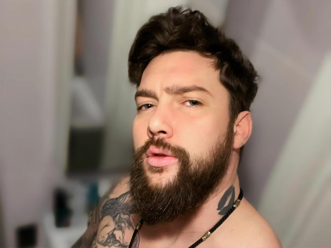 Одна из самых известных песен Кензова &ndash; "По кайфу"