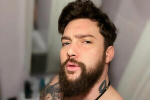 Одна из самых известных песен Кензова – "По кайфу"