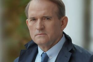 13 мая Печерский райсуд Киева отправил Медведчука под круглосуточный домашний арест