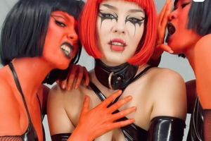 За несколько часов пост Maruv (в центре) набрал больше 17 тыс. лайков