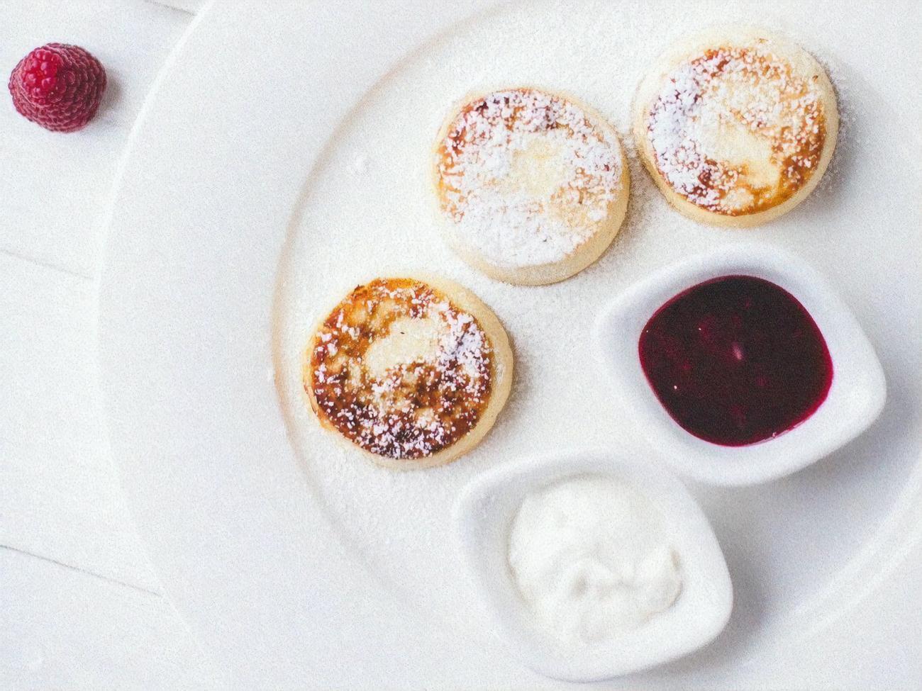 Серед запропонованих Ярославським рецептів &ndash; сирники