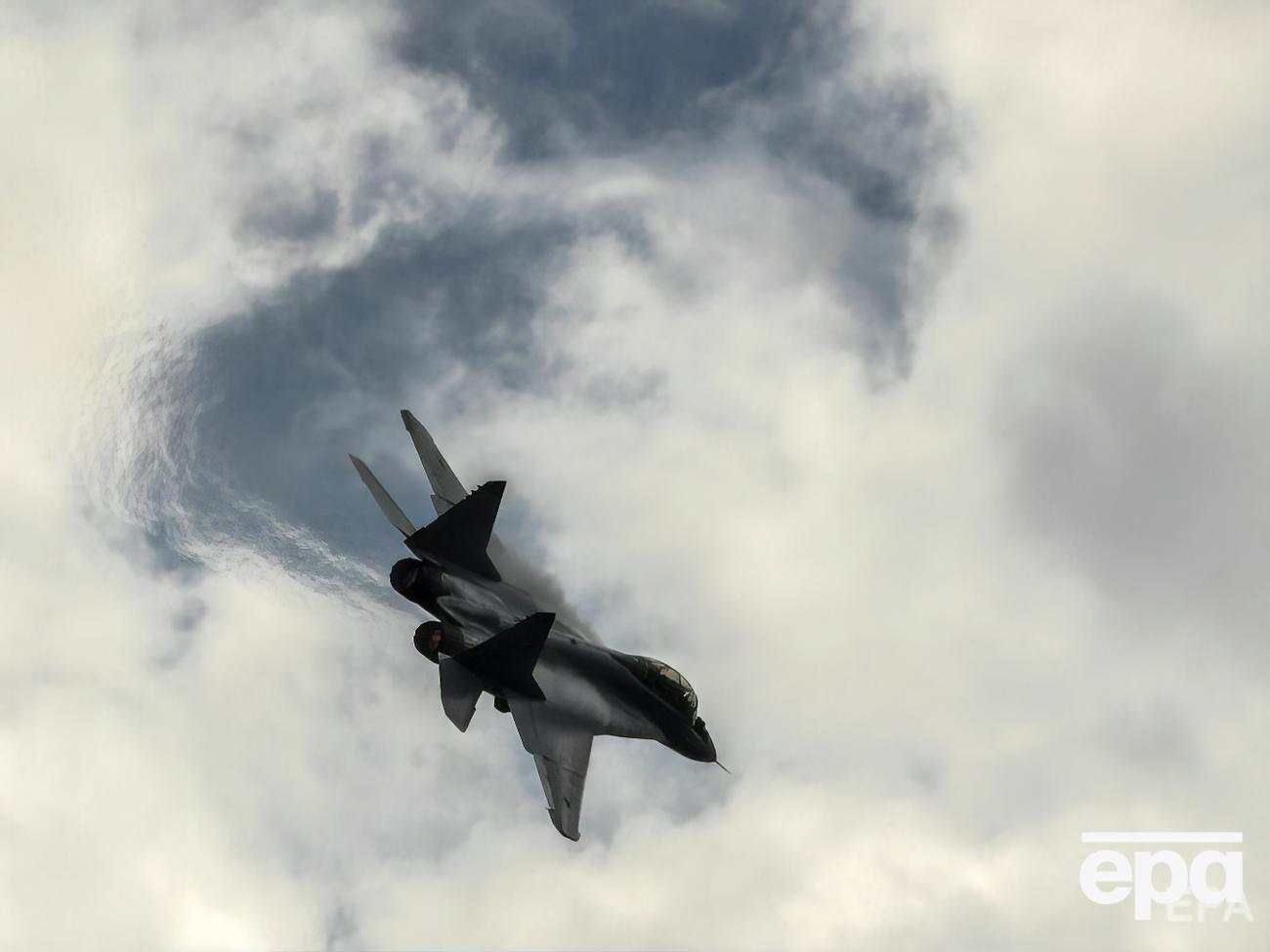 За даними ЗМІ, проблеми з літаком виникли відразу після того, як він злетів