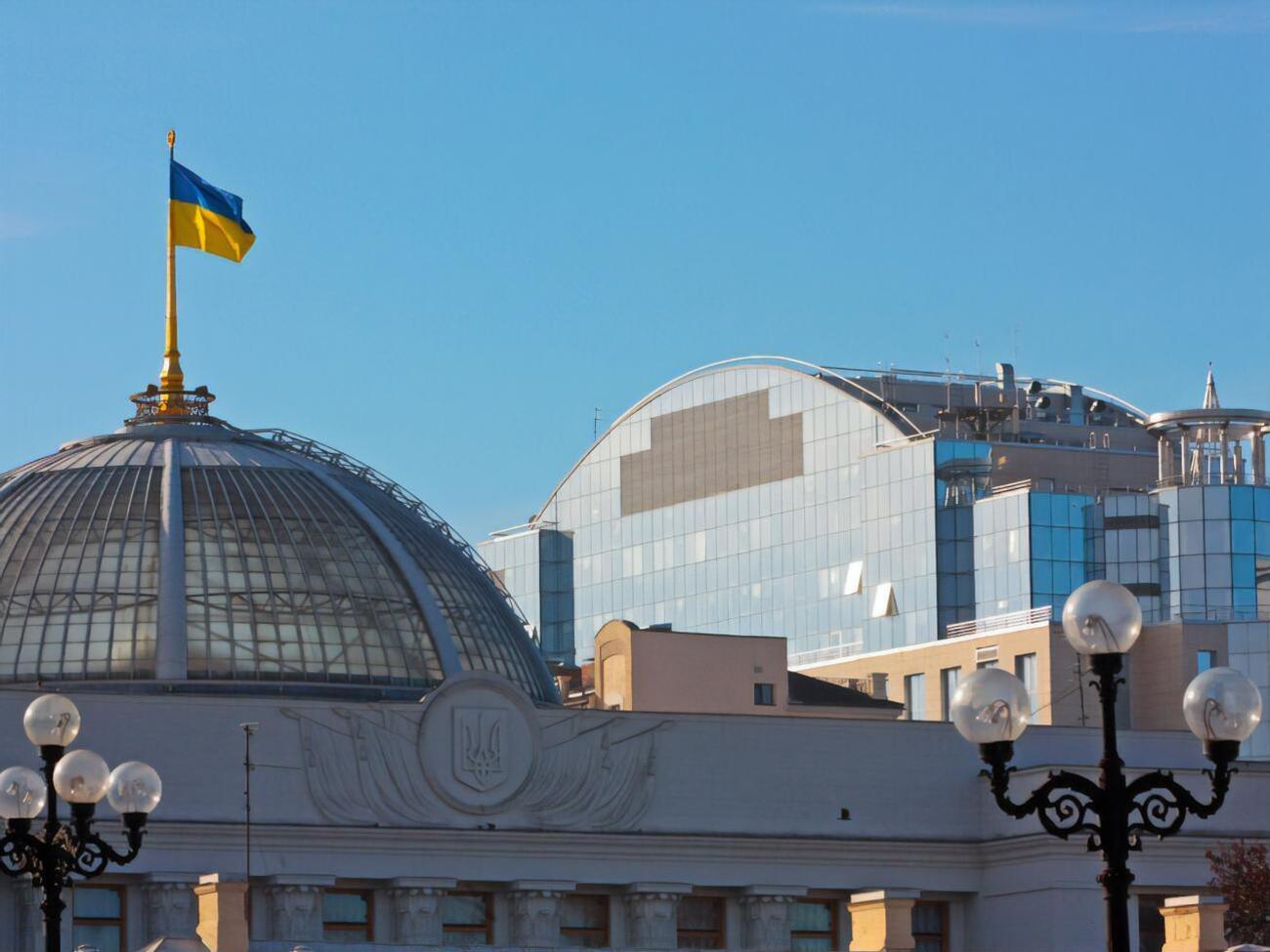 Рада приняла закон 15 июня