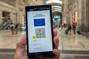 Украина ведет переговоры о взаимном признании COVID-сертификатов со всеми странами ЕС, отметили в МИД