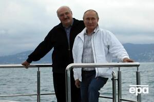 Лукашенка (зліва) і Путіна (праворуч) називають "ворогами свободи преси" уже 20 років поспіль