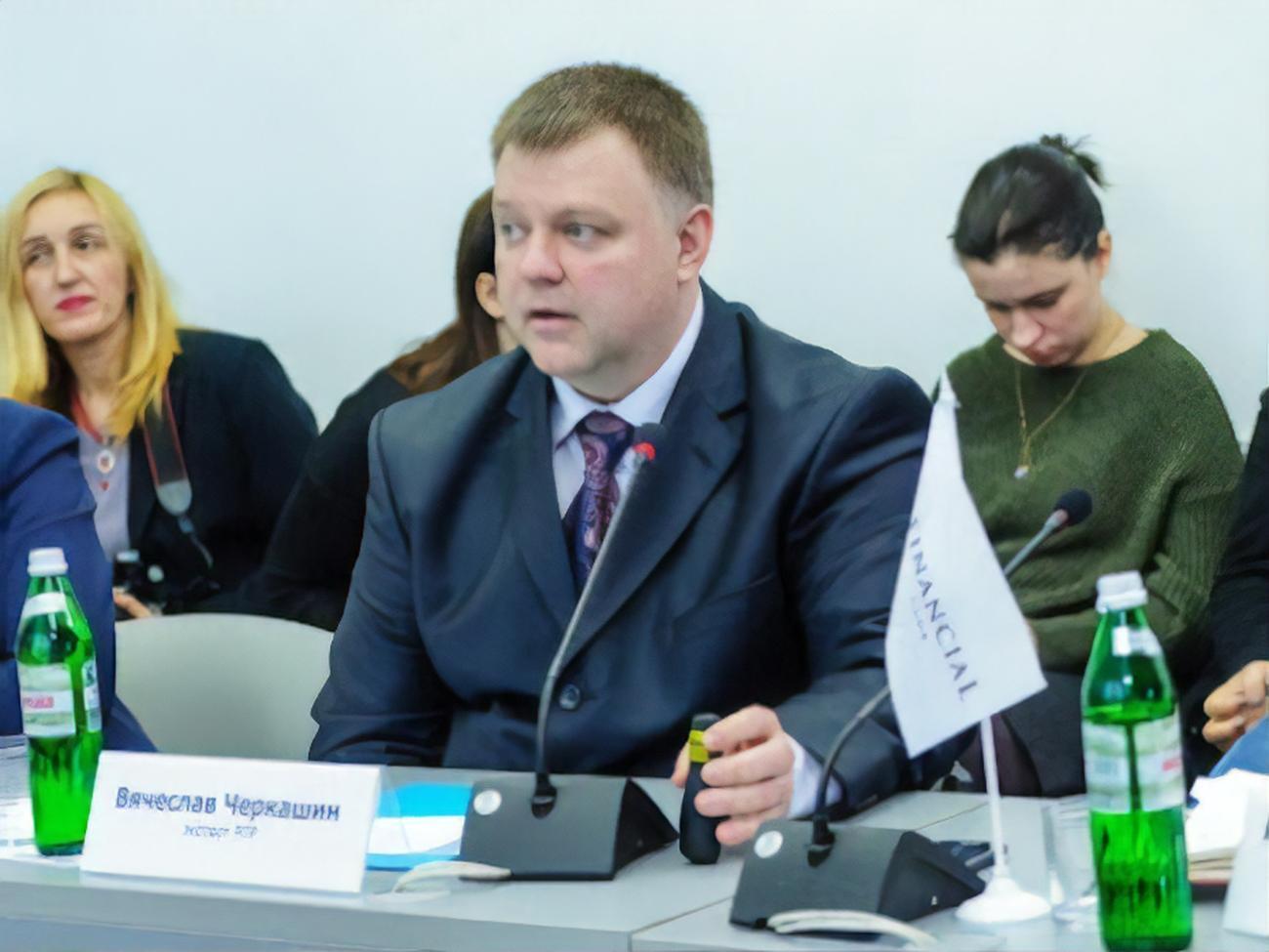 В'ячеслав Черкашин: Уже навіть не рятує "Велике будівництво". Якщо&nbsp;в минулому році економіка мультиплікаційно дала майже 2% плюс ВВП, то в цьому році вже навіть цей драйвер не працює