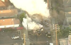 Вибух знищив спецвантажівку правоохоронців і пошкодив кілька будівель